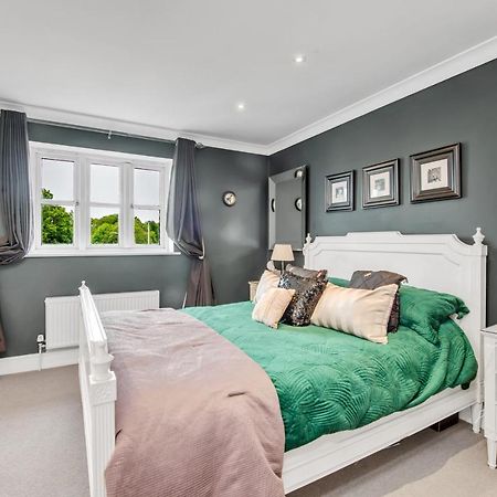 Stylish 3 Bedroom Townhouse For 5 Guests, Set In The Medieval Grid With Off Street Parking Bury St. Edmunds Zewnętrze zdjęcie